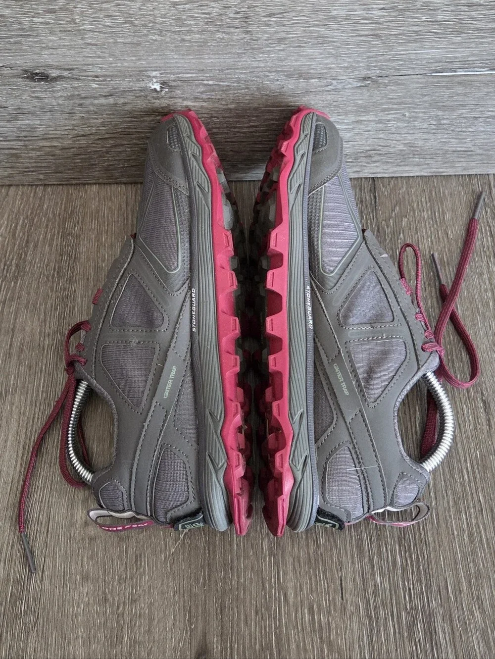 Altra Women's Lone Peak 4 Athletic Trail Running Shoes Gray Raspberry Size 8
